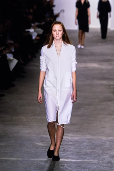Look 12